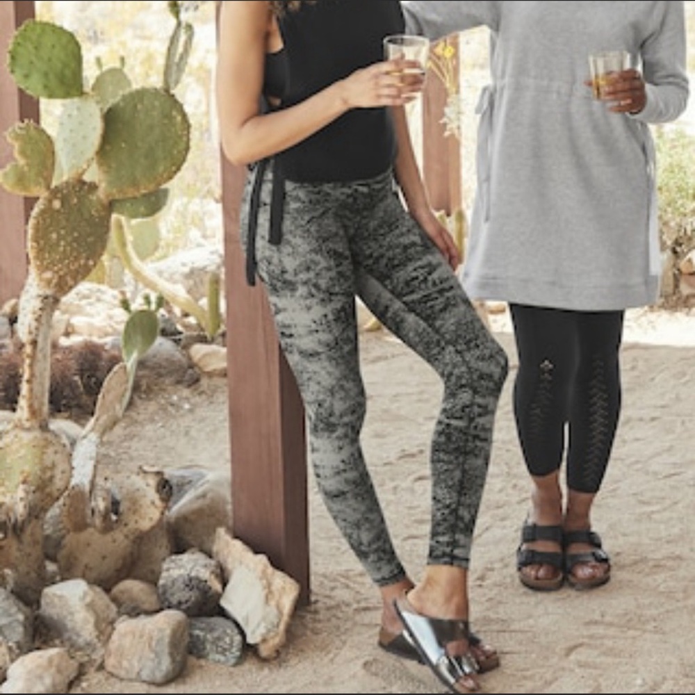 Athleta Elation Glades 7/8 Tights